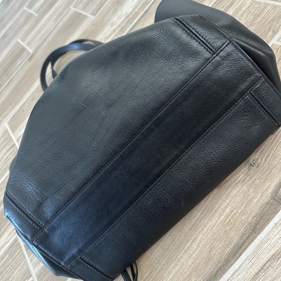 Chloe Black Leather Tote Bag - Picture 5 of 9